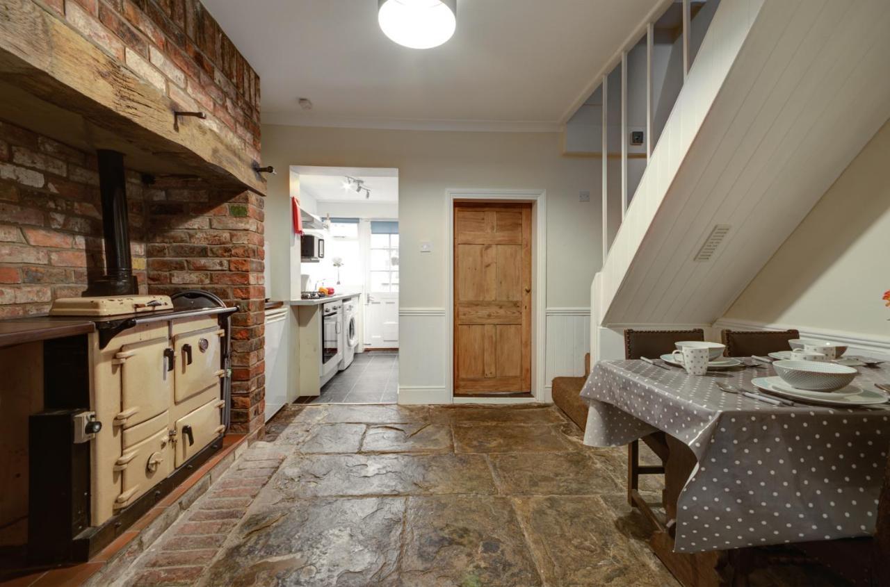 Pansy Cottage In Historic Tewkesbury - Sleeps 5 - Pets Welcome Екстериор снимка